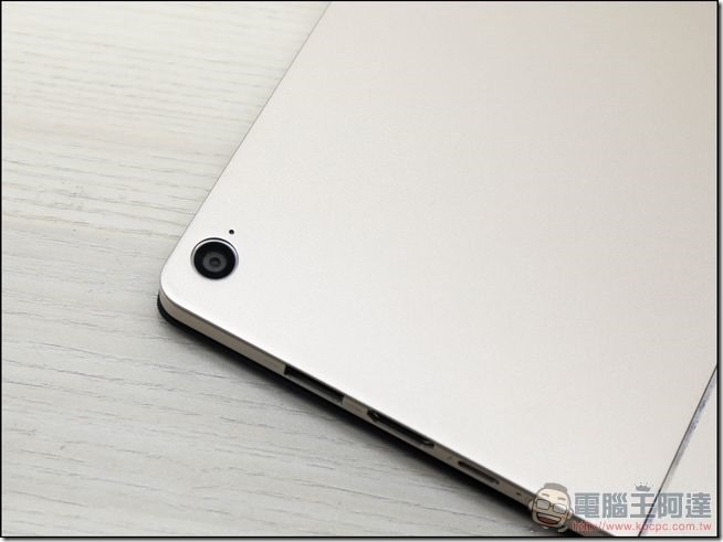 ASUS-Transformer-3-Pro-開箱-11 ASUS-Transformer-3-Pro-開箱-11