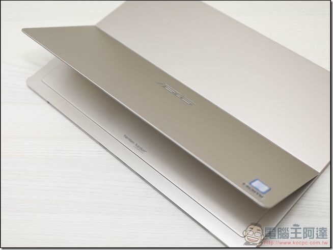 ASUS-Transformer-3-Pro-開箱-13 ASUS-Transformer-3-Pro-開箱-13