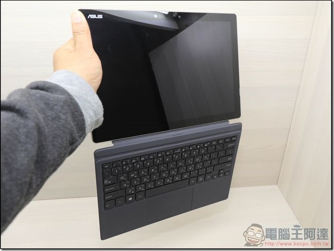 ASUS-Transformer-3-Pro-開箱-23 ASUS-Transformer-3-Pro-開箱-23