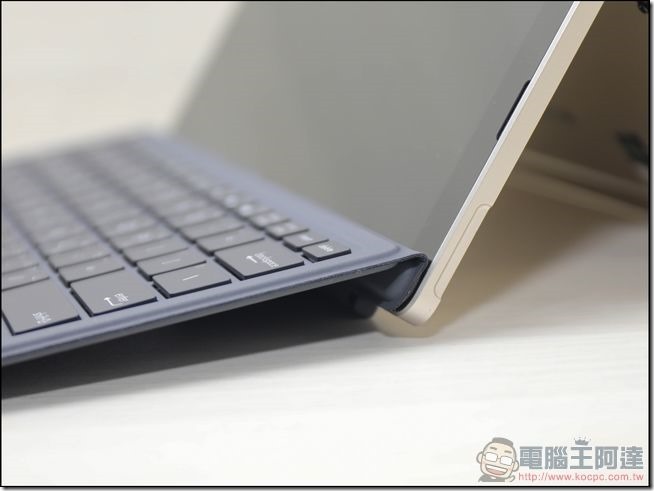 ASUS-Transformer-3-Pro-開箱-25 ASUS-Transformer-3-Pro-開箱-25