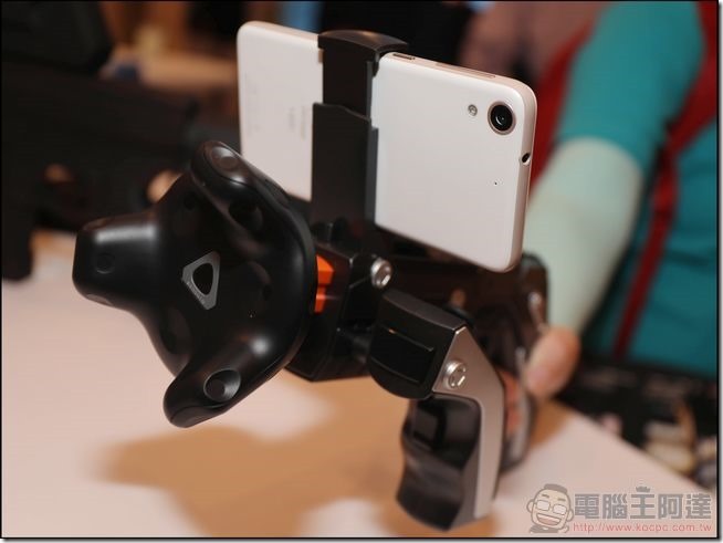 HTC-VIVE-CES2017-32 HTC-VIVE-CES2017-32