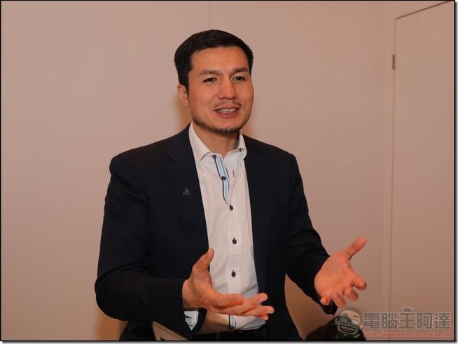虛擬實境內容訂閱服務 (15) 虛擬實境內容訂閱服務 (15)
