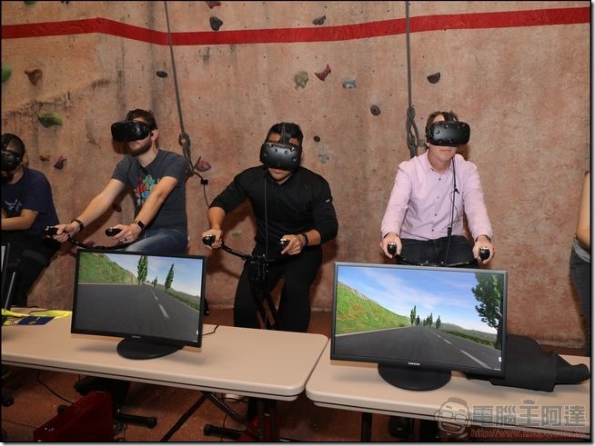 VirZOOM-CES2017-19 VirZOOM-CES2017-19