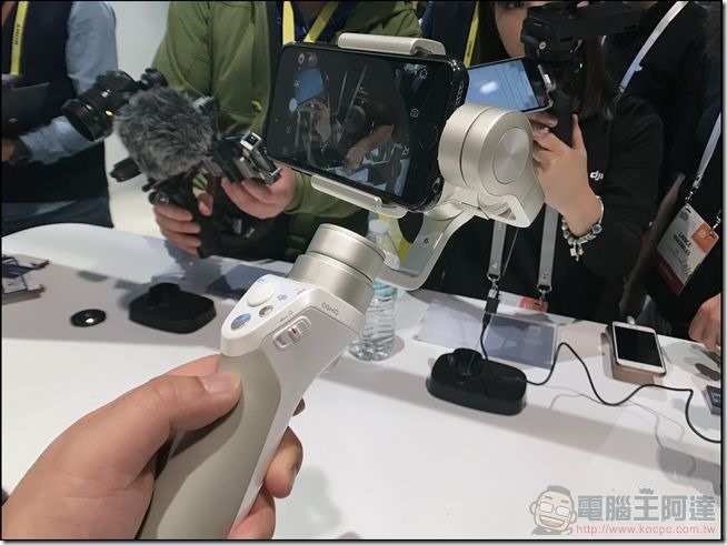 DJI-CES2017- (13) DJI-CES2017- (13)