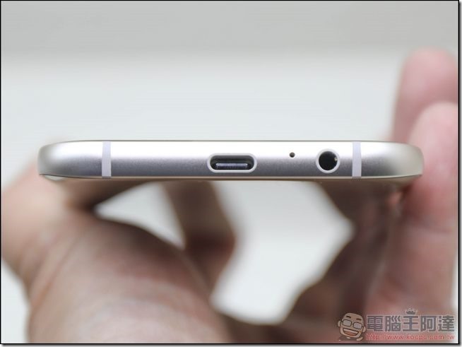 GALAXY-A7-2017-開箱-13 GALAXY-A7-2017-開箱-13
