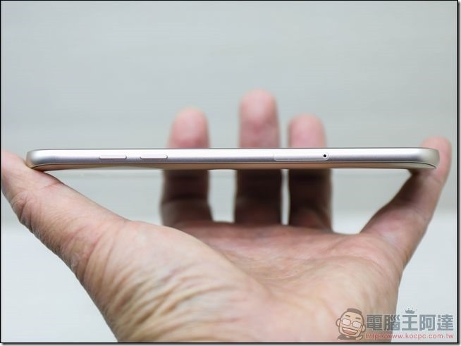 GALAXY-A7-2017-開箱-15 GALAXY-A7-2017-開箱-15