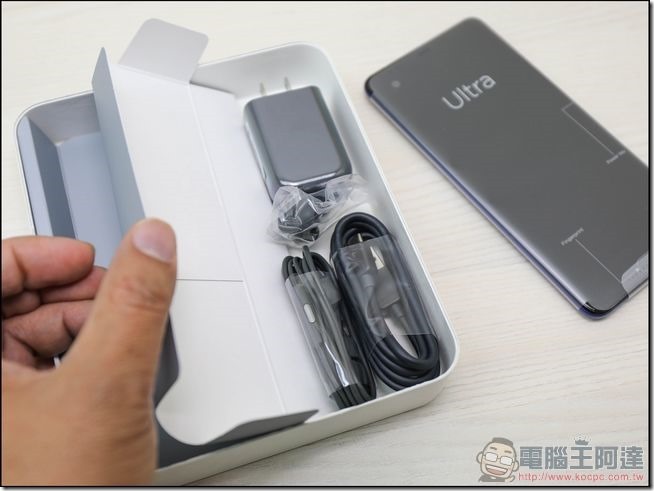 HTC-U-Ultra-開箱-06 HTC-U-Ultra-開箱-06