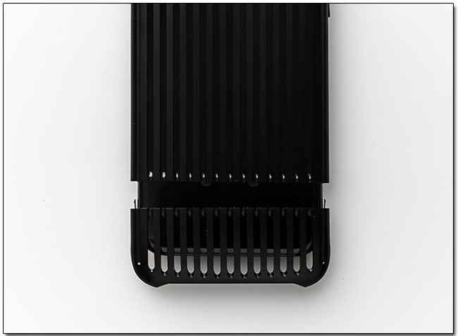 SQUAIR Slit iPhone 7 純手工保護殼叫價日幣 162,000元,原來手機才是配件 - 電腦王阿達 SQUAIR Slit iPhone 7 純手工保護殼叫價日幣 162,000元,原來手機才是配件 - 電腦王阿達