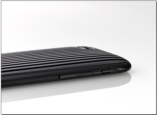 SQUAIR Slit iPhone 7 純手工保護殼叫價日幣 162,000元,原來手機才是配件 - 電腦王阿達 SQUAIR Slit iPhone 7 純手工保護殼叫價日幣 162,000元,原來手機才是配件 - 電腦王阿達