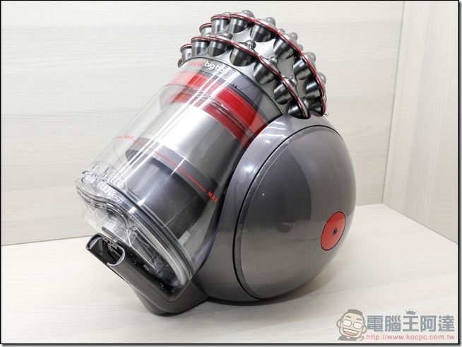 Dyson-Cinetic-Big-Ball-04 Dyson-Cinetic-Big-Ball-04