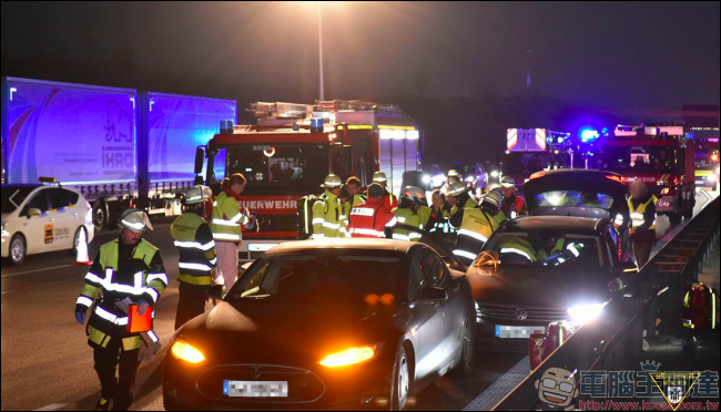 總裁的霸氣,Tesla 將負責修好德國英勇司機與被救車主的車 - 電腦王阿達 總裁的霸氣,Tesla 將負責修好德國英勇司機與被救車主的車 - 電腦王阿達