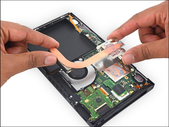 iFixit 發表 Nintendo Switch 拆解介紹,給出維修分數 8 分 - 電腦王阿達 iFixit 發表 Nintendo Switch 拆解介紹,給出維修分數 8 分 - 電腦王阿達