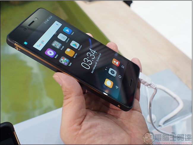 中國海信 Hi-Sense C30 Rock 低階三防手機,沒有印象中的粗曠外型 - 電腦王阿達 中國海信 Hi-Sense C30 Rock 低階三防手機,沒有印象中的粗曠外型 - 電腦王阿達