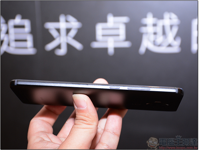 華為Mate 9 發表新色石墨黑、保時捷設計全球限量版以及MediaPad T2 8 Pro 平板 - 電腦王阿達