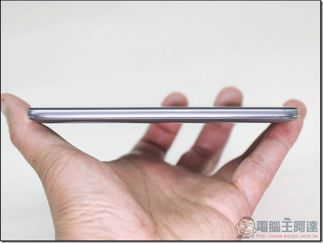 Panasonic-Eluga-Pure-開箱-13 Panasonic-Eluga-Pure-開箱-13
