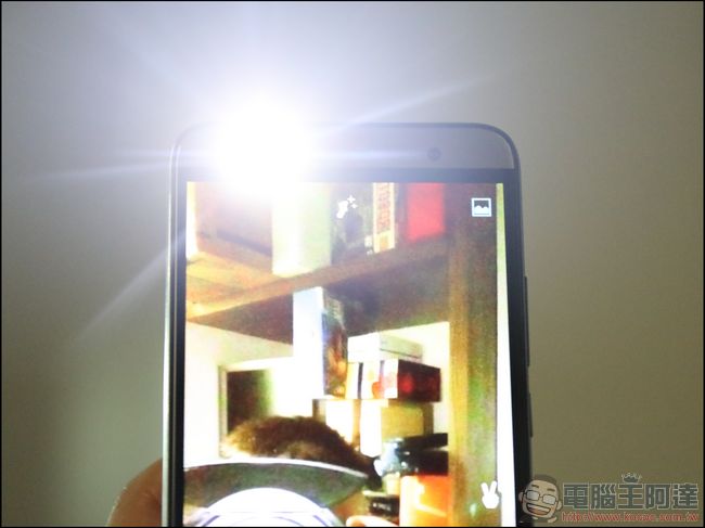Panasonic Eluga Pure 開箱、評測、評價、實拍照 可換電池不到五千元的日系4G全頻入門手機 - 電腦王阿達 Panasonic Eluga Pure 開箱、評測、評價、實拍照 可換電池不到五千元的日系4G全頻入門手機 - 電腦王阿達