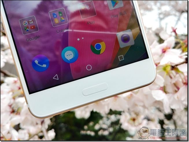 Sharp-Z3-開箱與外觀-07 Sharp-Z3-開箱與外觀-07