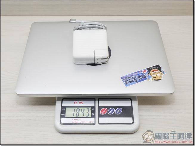 CJSCOPE Z-530 開箱評測 市面唯一搭載IGZO螢幕、可擴充記憶體、SSD的高性價比Ultrabook - 電腦王阿達 CJS Z-530開箱與外觀-31