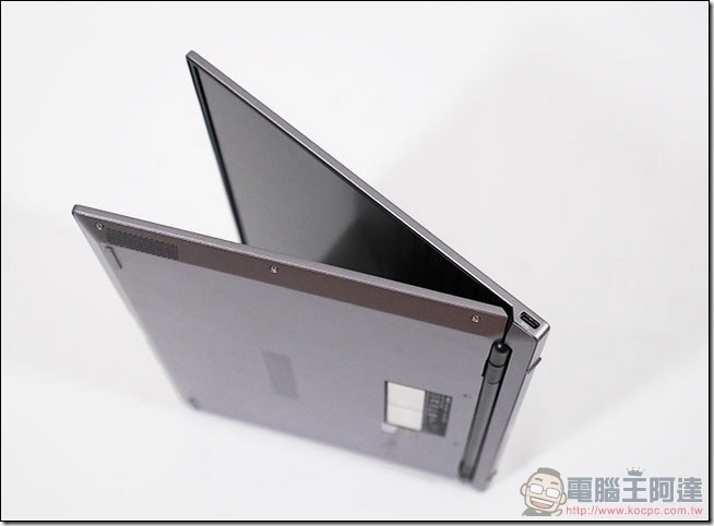 ASUSPRO B9440 開箱-10 ASUSPRO B9440 開箱-10