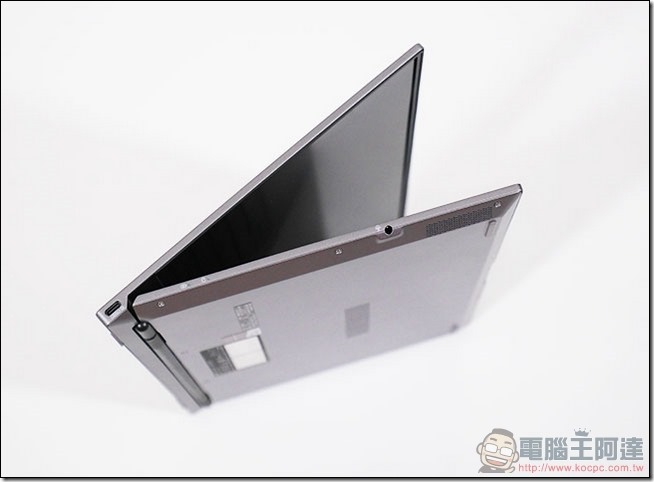 ASUSPRO B9440 開箱-11 ASUSPRO B9440 開箱-11