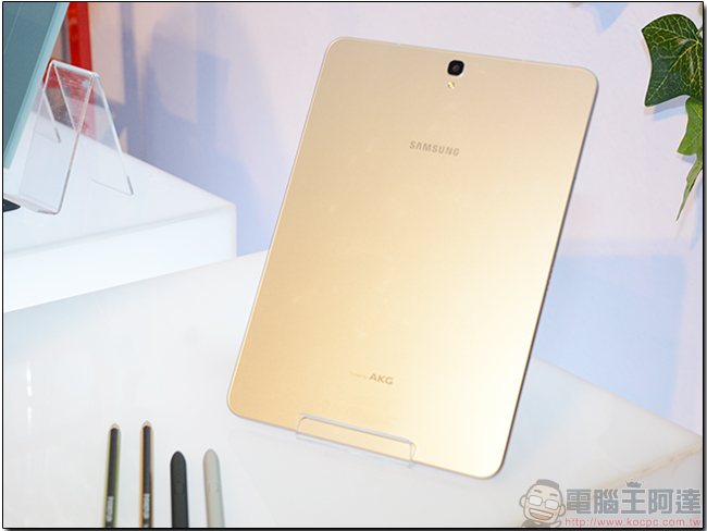 Samsung Galaxy Tab S3 宣布 5/12 正式在台上市，售價 19,900 元起 - 電腦王阿達