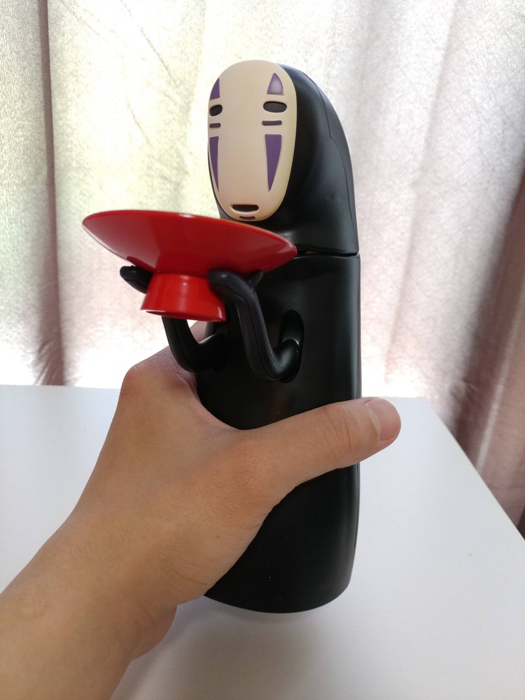 吃光你錢錢!無臉男存錢桶開箱(カオナシむしゃむしゃ貯金箱) - 電腦王阿達 吃光你錢錢!無臉男存錢桶開箱(カオナシむしゃむしゃ貯金箱) - 電腦王阿達