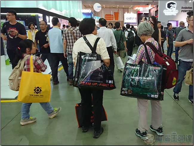 振作點,讓人失望的資展秀場化國際展 - COMPUTEX 2017 - 電腦王阿達 振作點,讓人失望的資展秀場化國際展 - COMPUTEX 2017 - 電腦王阿達