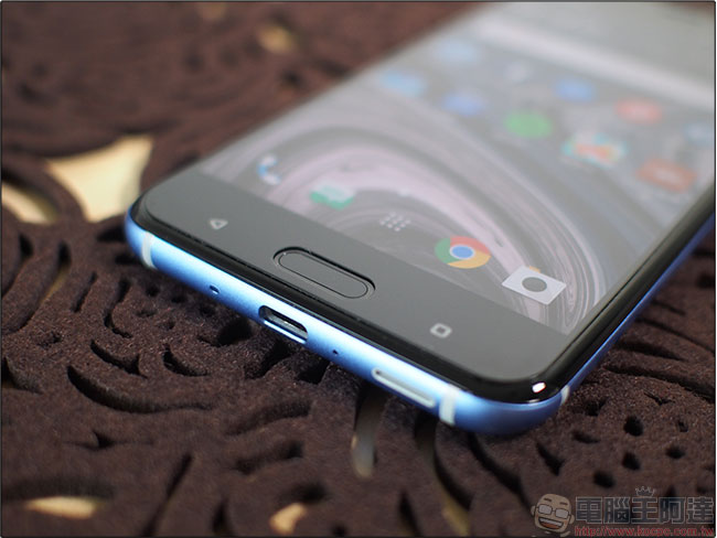膜斯密碼 HTC U11 imos 近滿版全貼合康寧玻璃保貼 ,神功護體手殘王也安心 - 電腦王阿達 膜斯密碼 HTC U11 imos 近滿版全貼合康寧玻璃保貼 ,神功護體手殘王也安心 - 電腦王阿達