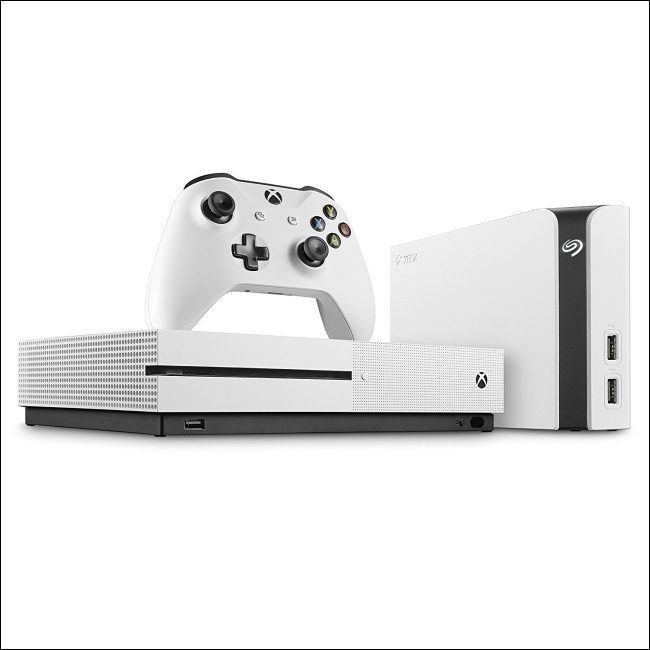 Seagate 推出分別對映 PS4/Xbox One 兩大陣營主機的外接式硬碟 Game Drive for PS4 與 Game Drive Hub - 電腦王阿達