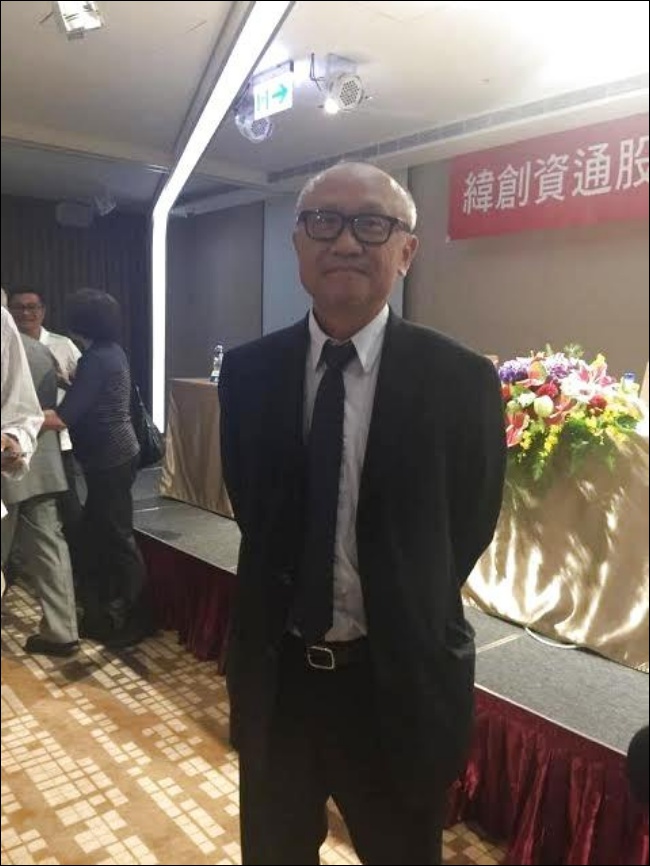 緯創 CEO 親口證實,新 iPhone 將支援 無線充電 與防水功能 - 電腦王阿達 緯創 CEO 親口證實,新 iPhone 將支援 無線充電 與防水功能 - 電腦王阿達