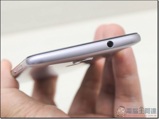 Panasonic ELUGA WE 開箱 -08 Panasonic ELUGA WE 開箱 -08