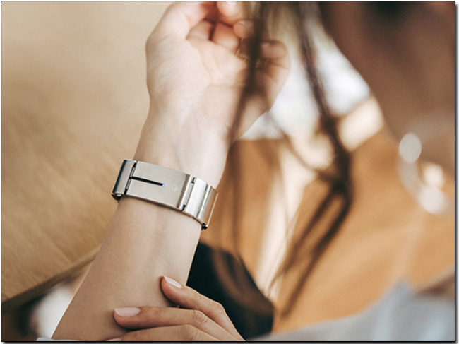 索尼在日推出一款更時尚、更適合正式場合配戴的高顏值智慧型手錶 SONY Wena Wrist - 電腦王阿達