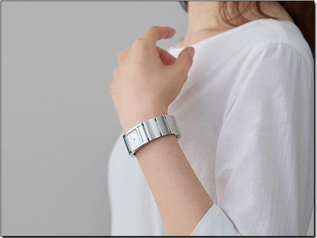 索尼在日推出一款更時尚、更適合正式場合配戴的高顏值智慧型手錶 SONY Wena Wrist - 電腦王阿達