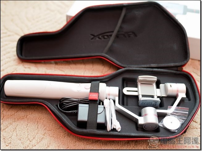 PIRO 三軸臉部追蹤穩定器 -05 PIRO 三軸臉部追蹤穩定器 -05