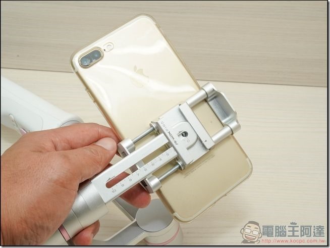 PIRO 三軸臉部追蹤穩定器 -46 PIRO 三軸臉部追蹤穩定器 -46