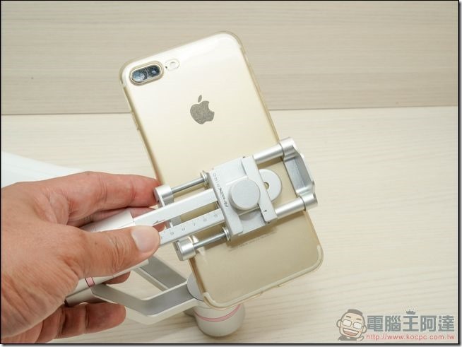 PIRO 三軸臉部追蹤穩定器 -47 PIRO 三軸臉部追蹤穩定器 -47