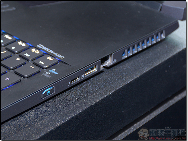 Acer Predator Triton 700 輕薄電競筆電，搭載 Nvidia GTX1080Max-Q，預計 8 月上市 - 電腦王阿達