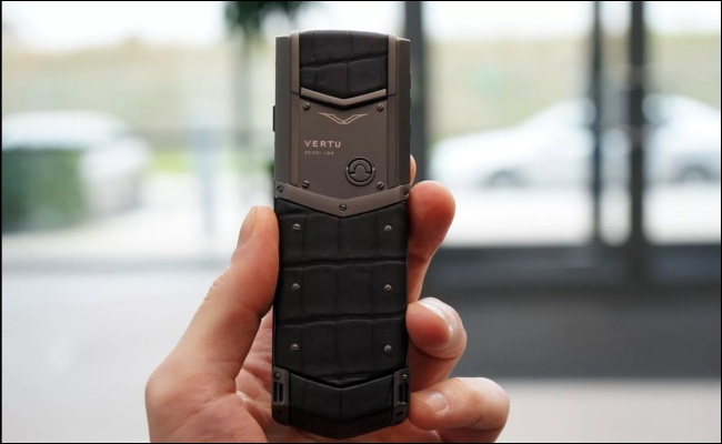 土豪手機 Vertu 驚傳破產,其實是為了關閉效率不佳的工廠進行戰略重整 - 電腦王阿達 土豪手機 Vertu 驚傳破產,其實是為了關閉效率不佳的工廠進行戰略重整 - 電腦王阿達