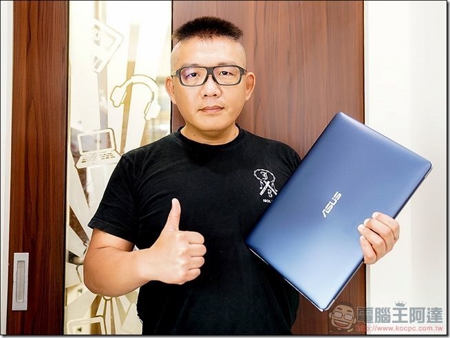 ASUS ZenBook Pro UX550 開箱 -29 ASUS ZenBook Pro UX550 開箱 -29