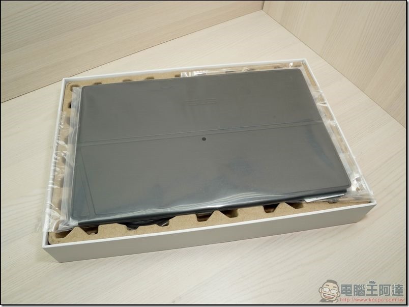 ASUS ZenScreen 開箱 -02 ASUS ZenScreen 開箱 -02