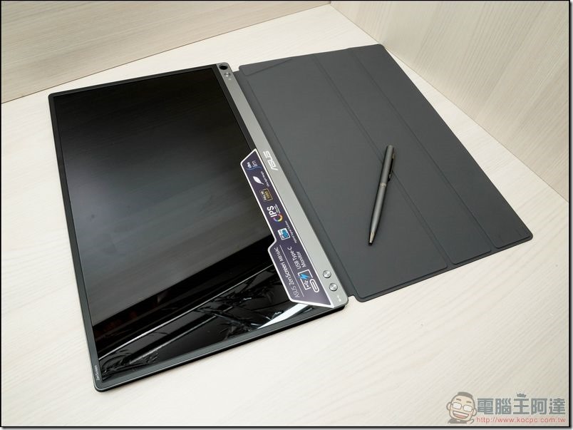 ASUS ZenScreen 開箱 -11 ASUS ZenScreen 開箱 -11