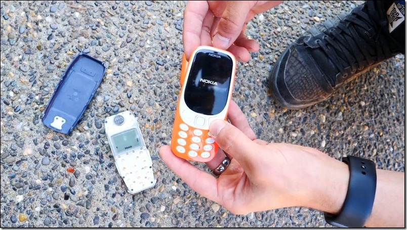 New Nokia 3310 Drop Test vs Old Nokia 3310!.mp4_snapshot_09.32_[2017.08.02_14.46.05]