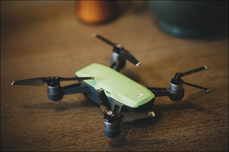 DJI Spark 韌體 更新,增加 180 度全景拍攝模式、手勢錄影等功能 - 電腦王阿達 DJI Spark 韌體 更新,增加 180 度全景拍攝模式、手勢錄影等功能 - 電腦王阿達