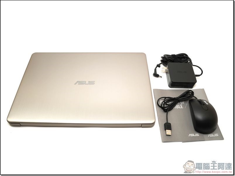 ASUS VivoBook S15 開箱 -04 ASUS VivoBook S15 開箱 -04