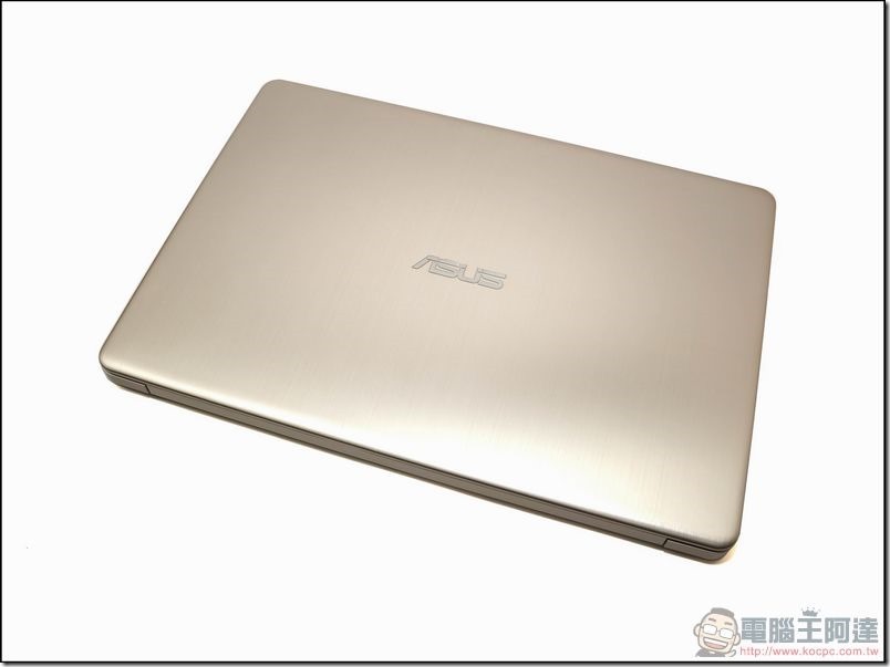 ASUS VivoBook S15 開箱 -07