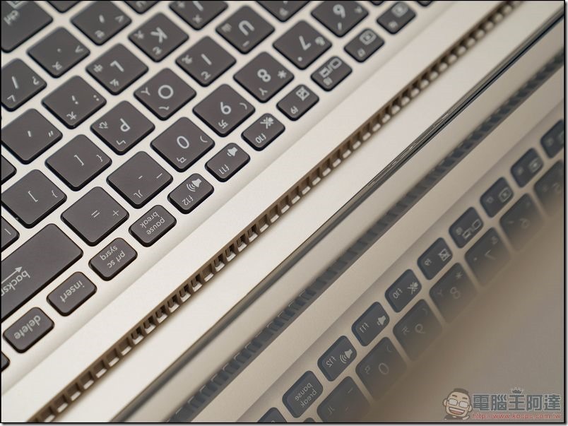 ASUS VivoBook S15 開箱 -13 ASUS VivoBook S15 開箱 -13