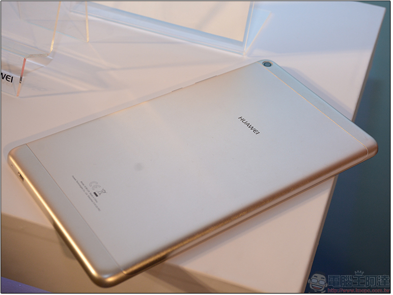 華為 Huawei 新品發表展出新款筆電 MateBook E、手機 Y7、智慧手錶 Huawei Watch 2、平板 MediaPad T3,P10 Plus 玫瑰金新色正式亮相 - 電腦王阿達 華為 Huawei 新品發表展出新款筆電 MateBook E、手機 Y7、智慧手錶 Huawei Watch 2、平板 MediaPad T3,P10 Plus 玫瑰金新色正式亮相 - 電腦王阿達