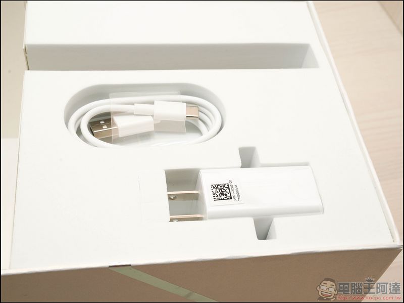 ASUS ZenFone 4 開箱 、評測、評價 雙鏡頭四軸光學防手震、120 度超廣角中階最強拍照旗艦 - 電腦王阿達 ASUS ZenFone 4 開箱 、評測、評價 雙鏡頭四軸光學防手震、120 度超廣角中階最強拍照旗艦 - 電腦王阿達