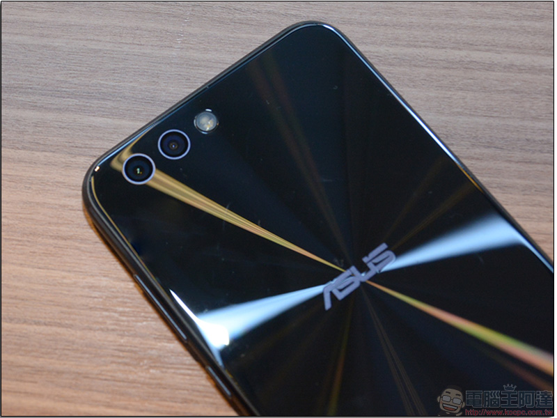 ASUS 傾盡全力發表多款新機,孔劉魅力代言, ZenFone 4 全系列完整介紹 - 電腦王阿達 ASUS 傾盡全力發表多款新機,孔劉魅力代言, ZenFone 4 全系列完整介紹 - 電腦王阿達