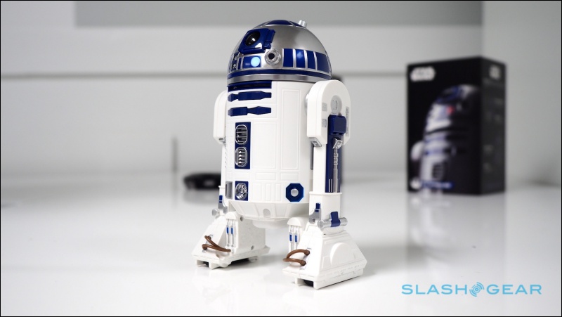 抓緊星戰新電影商機,Sphero 重推 R2-D2 並帶來新電影中的機器人 BB-9E - 電腦王阿達 抓緊星戰新電影商機,Sphero 重推 R2-D2 並帶來新電影中的機器人 BB-9E - 電腦王阿達